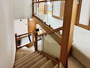 COLLINGWOOD ROAD- click for photo gallery